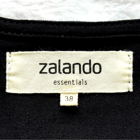 ZALANDO Essentials Black Ruched Sleeveless Faux Wrap Bodysuit--6 - Picture 9 of 15
